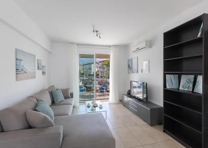Katerina Luxury Villas
