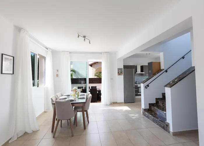Katerina Luxury Villas